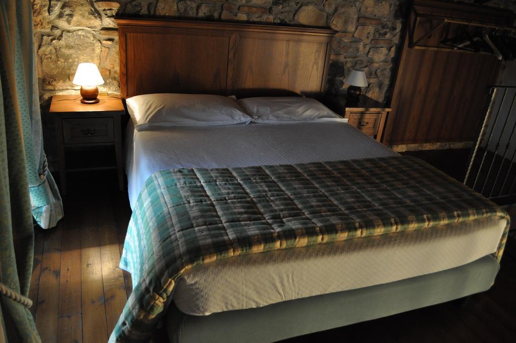 Gasthaus Cascina Belvedi Clanezzo Zimmer foto