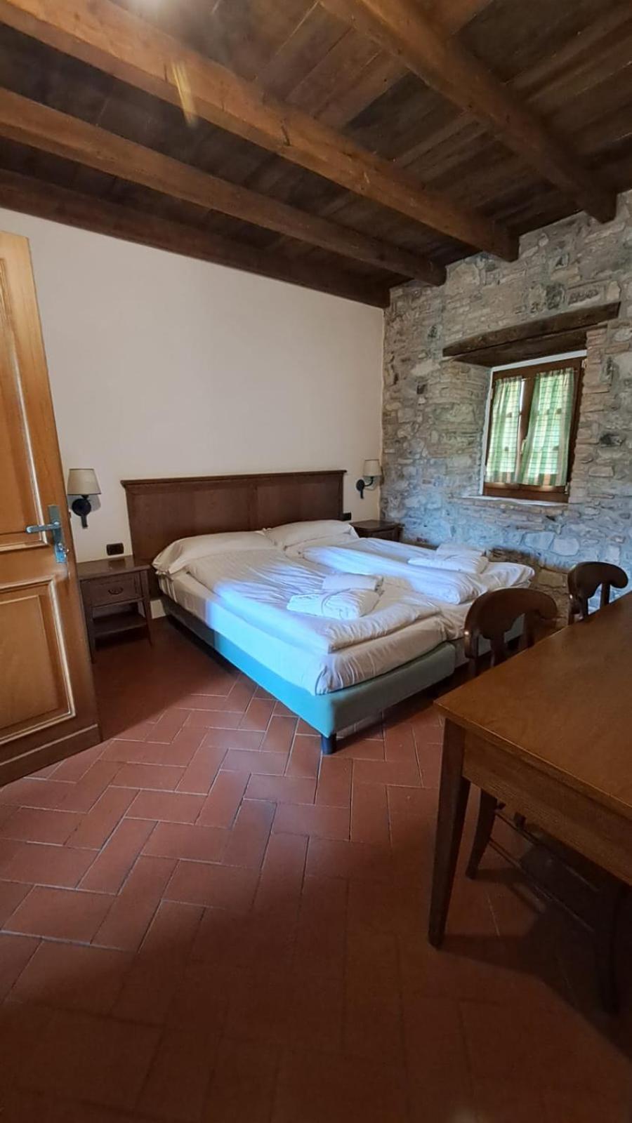 Gasthaus Cascina Belvedi Clanezzo Exterior foto